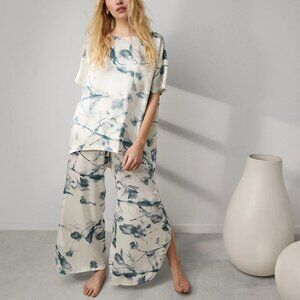 Lunya x Grace Dines Washable Silk Tee Pants Set
